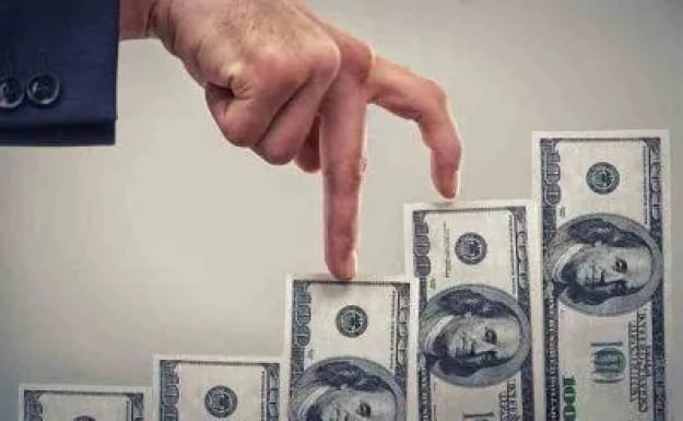 Як перейти від заощаджень до інвестування: поради для українців