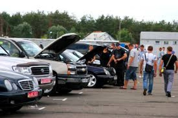 В Україні змінилися правила продажу вживаних авто: що змінилося для водіїв